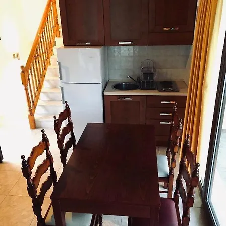 Вилла Wonderful Skiathos Two Bedroom Parisis Short Walk To Beachl *